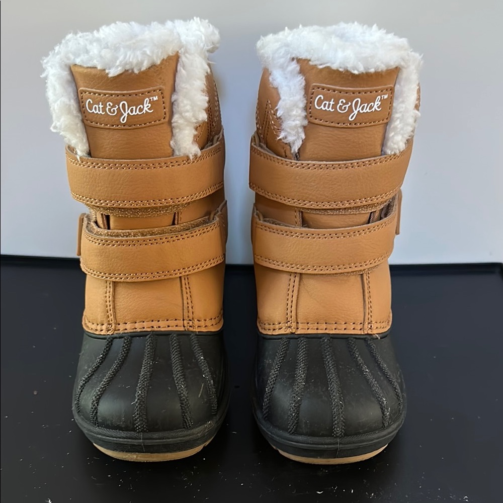 Cat & Jack Toddler Denver Winter Boots with White Lining, Waterproof